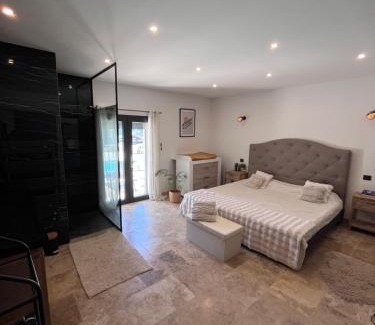 Piolenc Villa | Villa haut de gamme avec piscine et jacuzzi