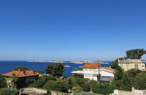 Bompard Villa | VILLA HELIOS- sea view, terrace, garden, swimming pool, parking