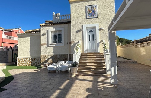 Gran Alacant Villa | Villa Holiday GA Centre private heated pool