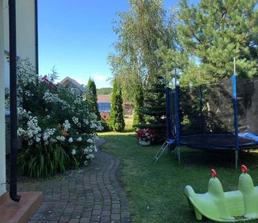 Rewal Casa | Villa Honoratka z prywatnym polem do gry w Mini Golf
