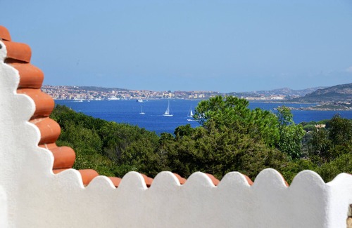 Palau Villa | Villa Ibiscus - Porto Raphael traditional home with seaview