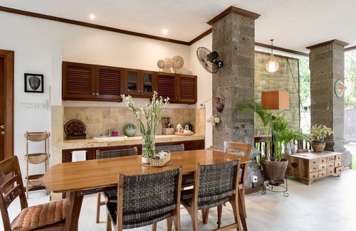 Sanur Villa | VILLA IBU 3 PISCINA BDRM A 50 METROS DE LA PLAYA
