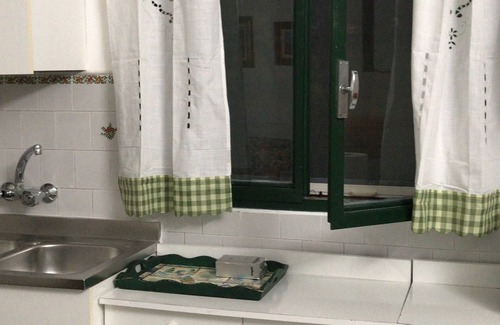 Pisticci Villa | VILLA IL CARRUBO-unit2 € 500 por semana con 3 dormitorios para 10 personas