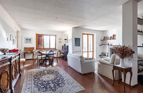 Perugia Apartamento | Villa Il Glicine - Vintage Apartment x8