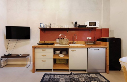 Valeggio sul Mincio Villa | Villa 'Il Bozzolo Boutique Apt Mimosa' donde la Relajación se une al Diseño