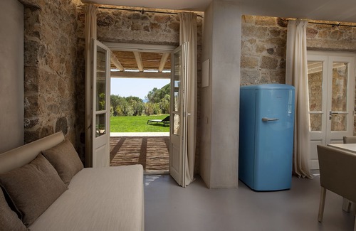Cala Pira Villa | Villa il Mare - garden and sea view 200m from the beach