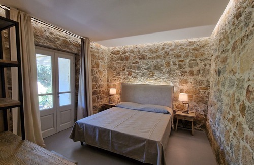 Cala Pira Villa | Villa il Mare - garden and sea view 200m from the beach