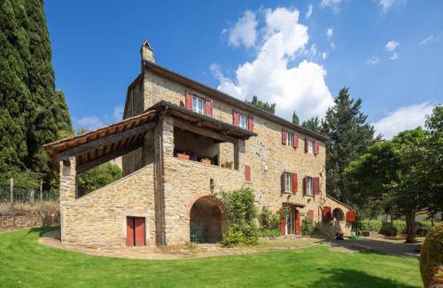 Cortona Villa | Villa Il Rondò by VacaVilla
