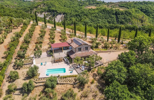 San Venanzo Casa | Villa in a very quiet area with garden, pool and panoramic terrace with hot tub!