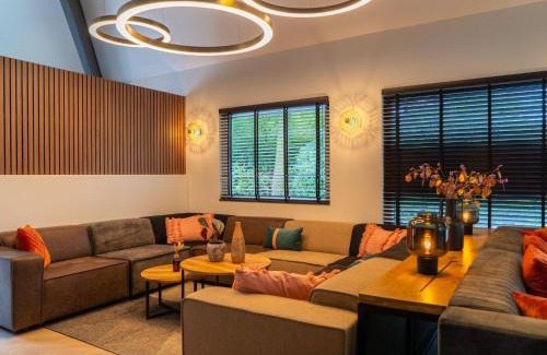Oirschot Casa | Villa in Brabant with Spa and Sauna