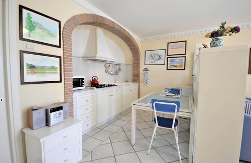 Il Borgo Casa | Apartamento con piscina, vistas a Cortona