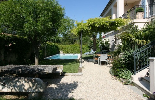 St.-Remy-de-Provence Villa | Villa en el centro de Saint-Remy con jardín, piscina, sauna