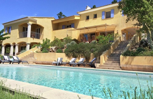 Le Muy Villa | Villa en Le Muy con piscina y lago