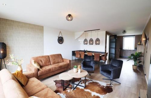 Leons Casa | Villa in Leons with Sloop & Fishing, cleaning included