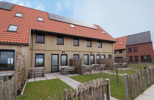 Leons Casa | Villa in Leons with Sloop Rental