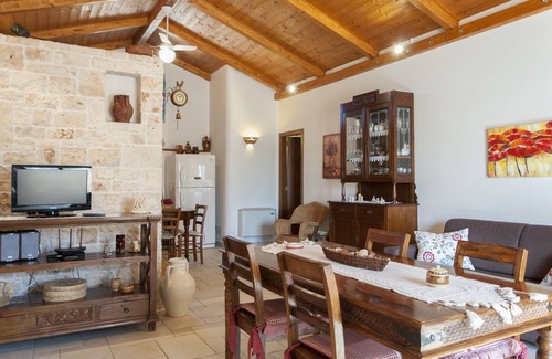 Castellana Grotte Villa | Villa en Monopoli para 12 personas en seis habitaciones
