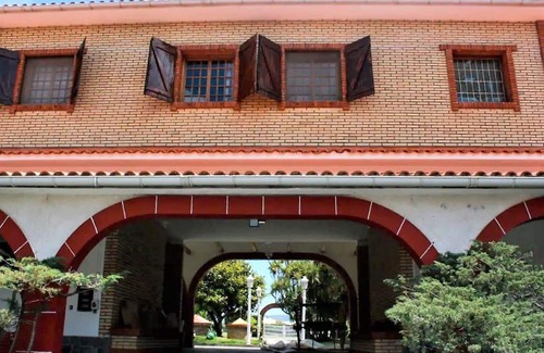 Castro Villa | Villa en Narón cerca de Playa Pantín y Golf