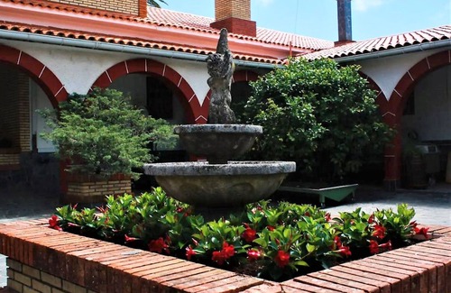 Castro Villa | Villa en Narón cerca de Playa Pantín y Golf