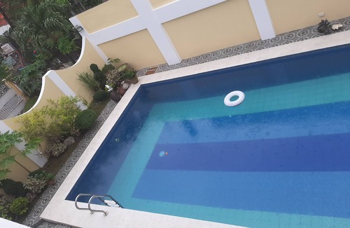 A. Bonifacio Villa | Villa in Parañaque 2 / 4 Bedrooms