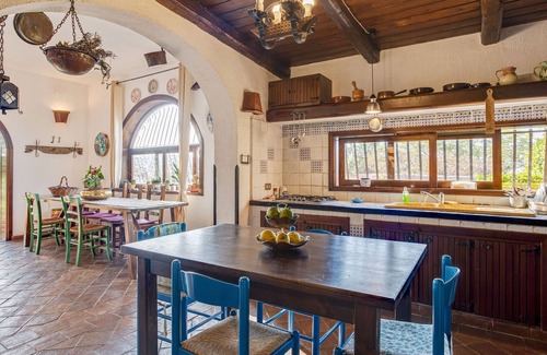 Partinico Villa | Encantadora Villa con Terraza en el Tejado