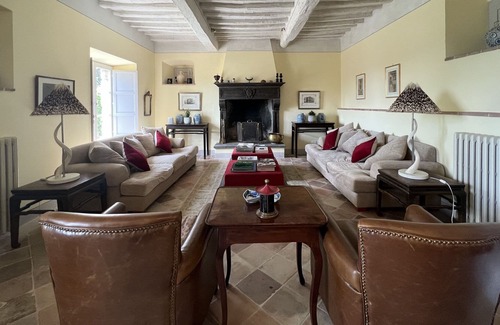 Cortona Villa | Villa en Pergo con 4 habitaciones, capacidad 8