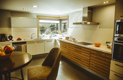 Montalvo Casa | Villa en Sanxenxo con Vista al Mar y Piscina