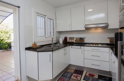 Quint Mar Chalet De Esquí | Mansión en Sitges con piscina privada, ideal para familias