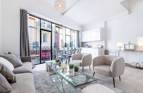 Le Suquet Casa | Villa in the city center with roof terrace.
