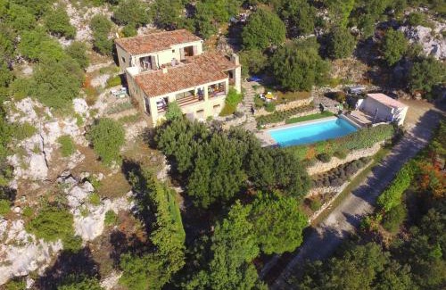 Villecroze Villa | Villa in Tourtour with Heated Pool