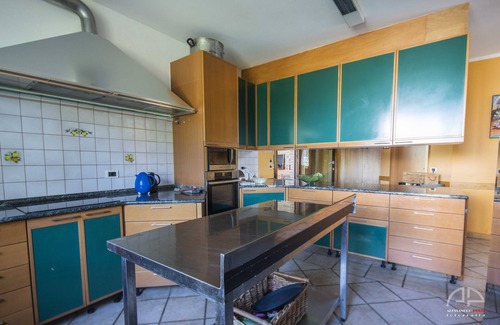 Sassetta Villa | Villa en Toscana con lago de baño privado