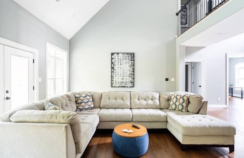 Pike Creek Casa | Villa in Wilmington's Chateau Country