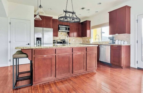 Atascadero Villa | Wine Country Villa | King Beds + Hot Tub + Pool