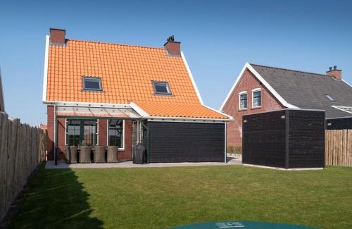 Colijnsplaat Casa | Villa in Zeeland near Clean Beaches, cleaning included