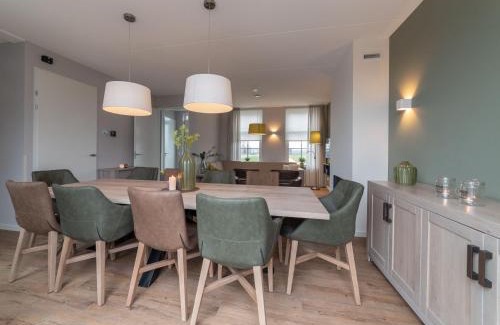 Colijnsplaat Casa | Villa in Zeeland near Clean Beaches, cleaning included