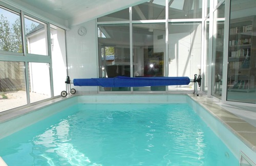 Penmarch Villa | Villa confortable con PISCINA INTERIOR jardín completamente cerrado
