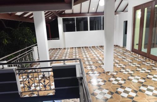 Ettukala Cama Y Desayuno | Villa Infinity Negombo