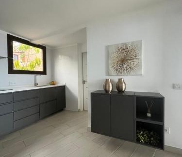 Armenime Casa | Villa Infinity Vistas Wiffi y jacuzzi