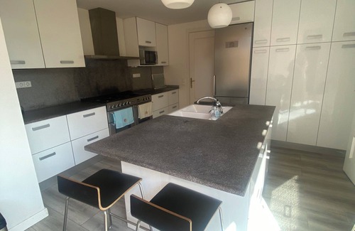 Vallpineda Villa | Villa Isabel de Sitges in Rocamar, ideal para familias en la costa catalana