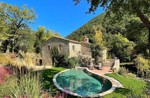 San Giovanni del Pantano Villa | Villa Montecito by Miani Group