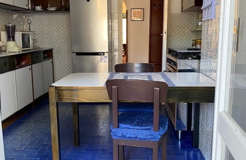 Santa Margherita di Pula Villa | Villa cerca por "hermosa playa de un exclusivo condominio.