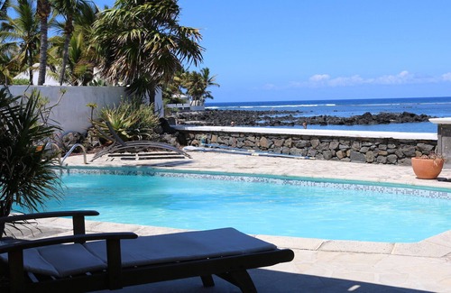 Etang Sale Les Bains Villa | Villa Jasmin con piscina frente al mar con acceso directo a la laguna y la playa