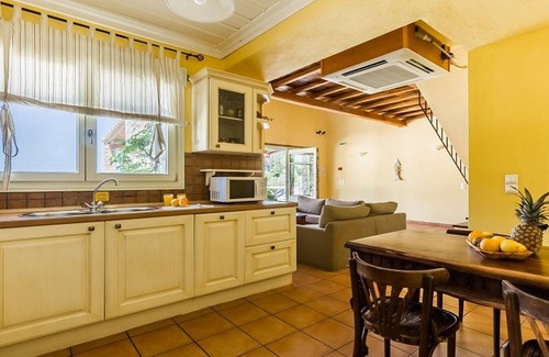 Skopelos Villa | Villa Jasmine: confortable villa en una zona tranquila, hermosa vista
