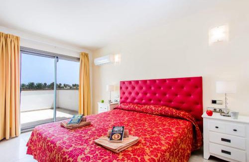Corralejo Villa | Villa Jenny by Villa Plus