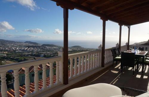 El Paso Casa | Villa Jose