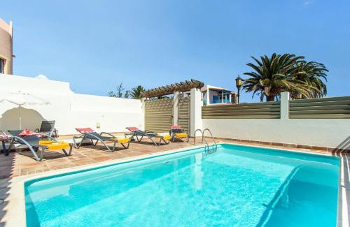 Corralejo Villa | Villa Juliana by Villa Plus
