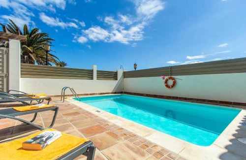 Corralejo Villa | Villa Juliana by Villa Plus