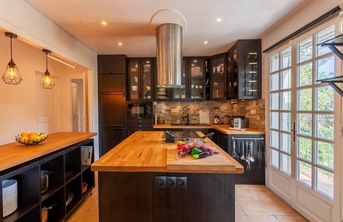 Mandelieu-La-Napoule Villa | VILLA JUSTINE VI4239 By Riviera Holiday Homes
