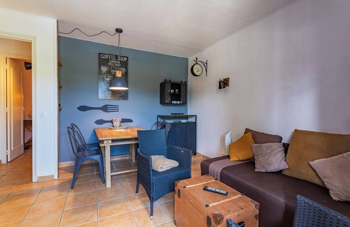 Mandelieu-La-Napoule Villa | VILLA JUSTINE VI4239 By Riviera Holiday Homes