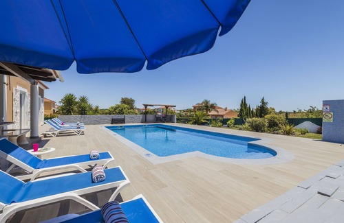 Olhao Villa | Villa Kambu - High Standard modern villa in Quelfes