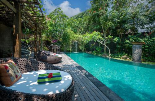 Bukit Villa | Villa Kapungkur